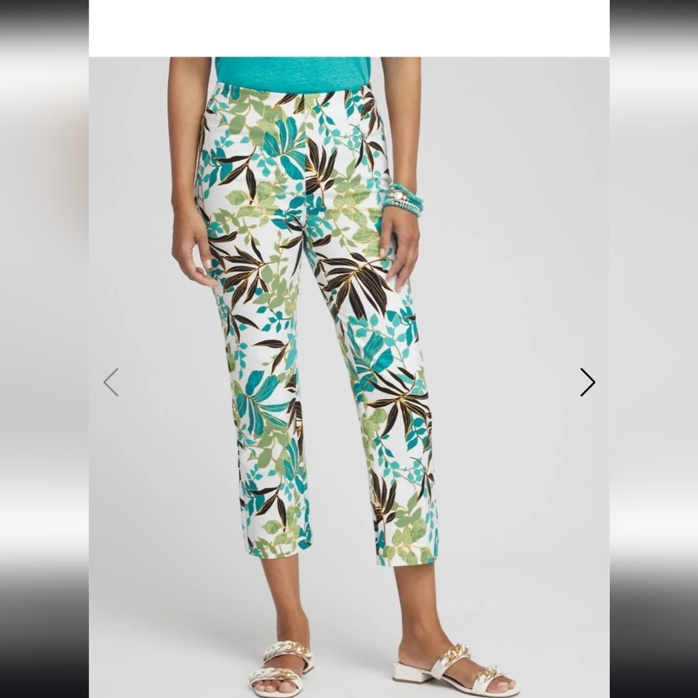 Chico's Palm Print Cropped Straight Pants
